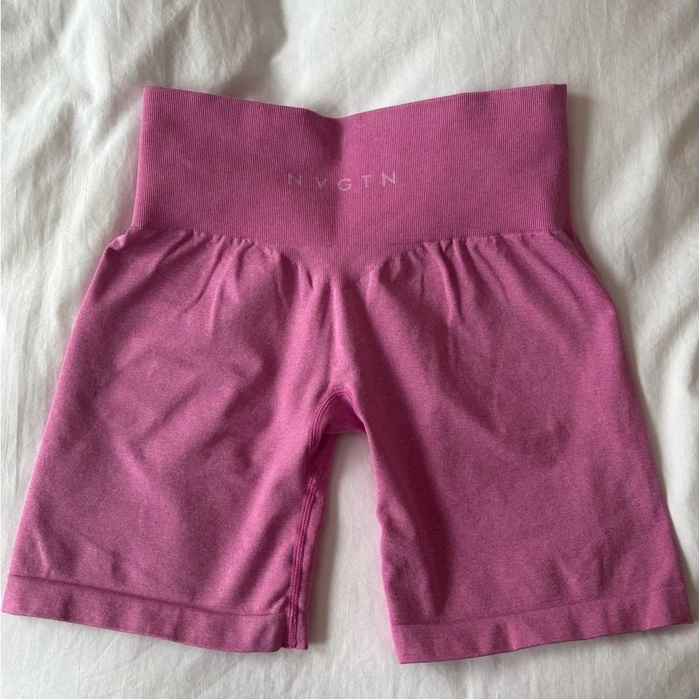 NVGTN High-Waisted Shorts size XS - Picture 3 of 3